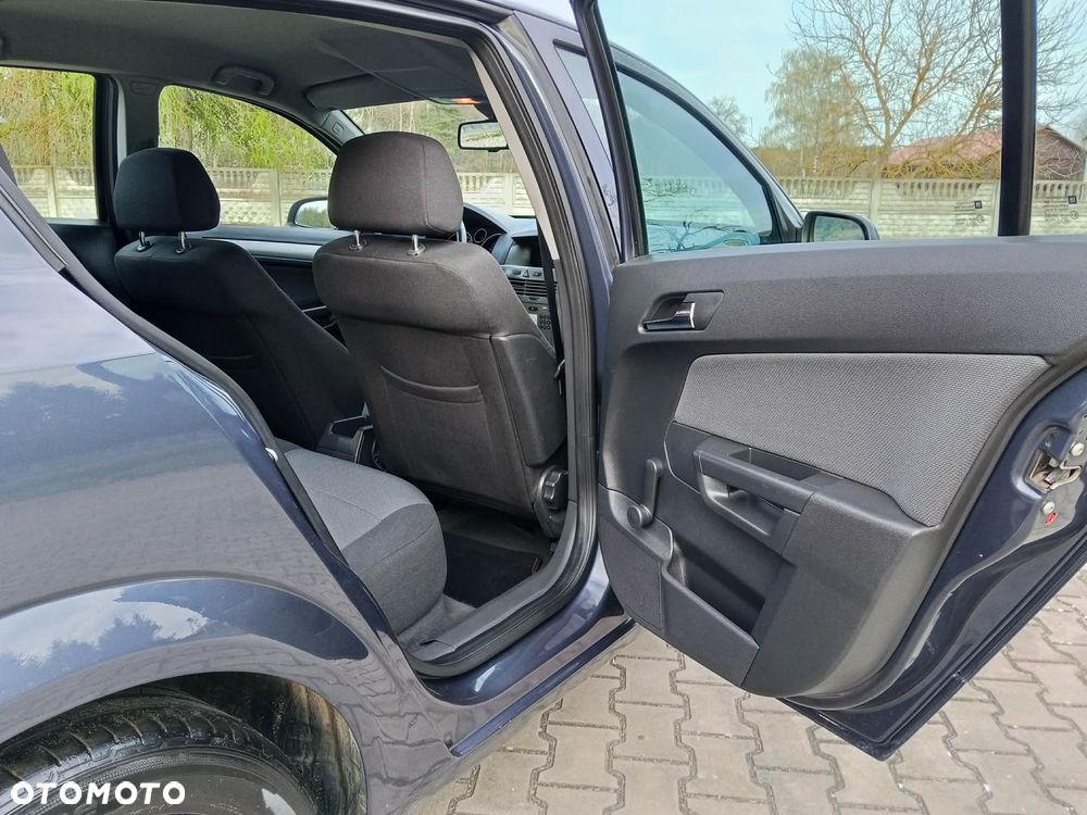 Opel Astra 1.6 Edition - 28