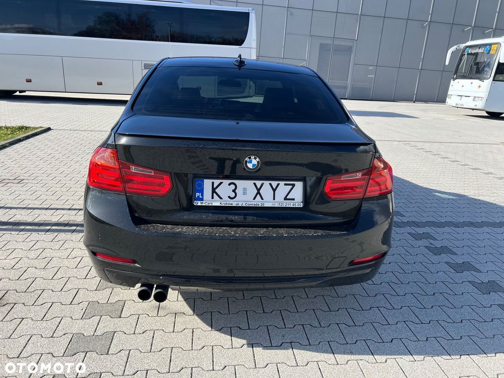 BMW Seria 3 328i Touring Sport-Aut Sport Line - 7