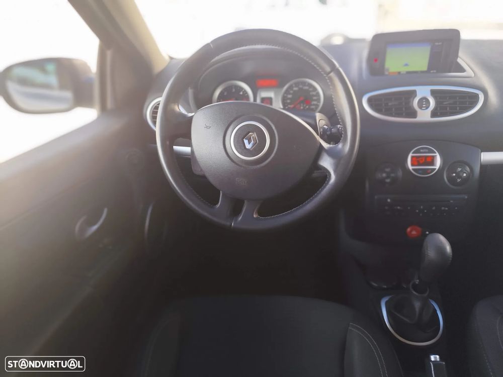 Renault Clio Break 1.5 dCi Dynamique S - 29