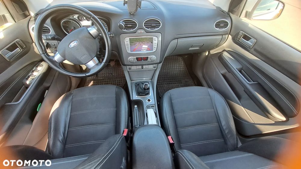 Ford Focus 1.8 FF Ghia - 5