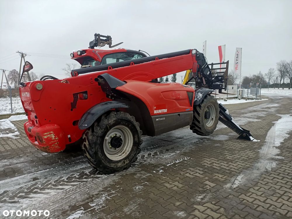 Manitou MT 1440 ST4 - 12