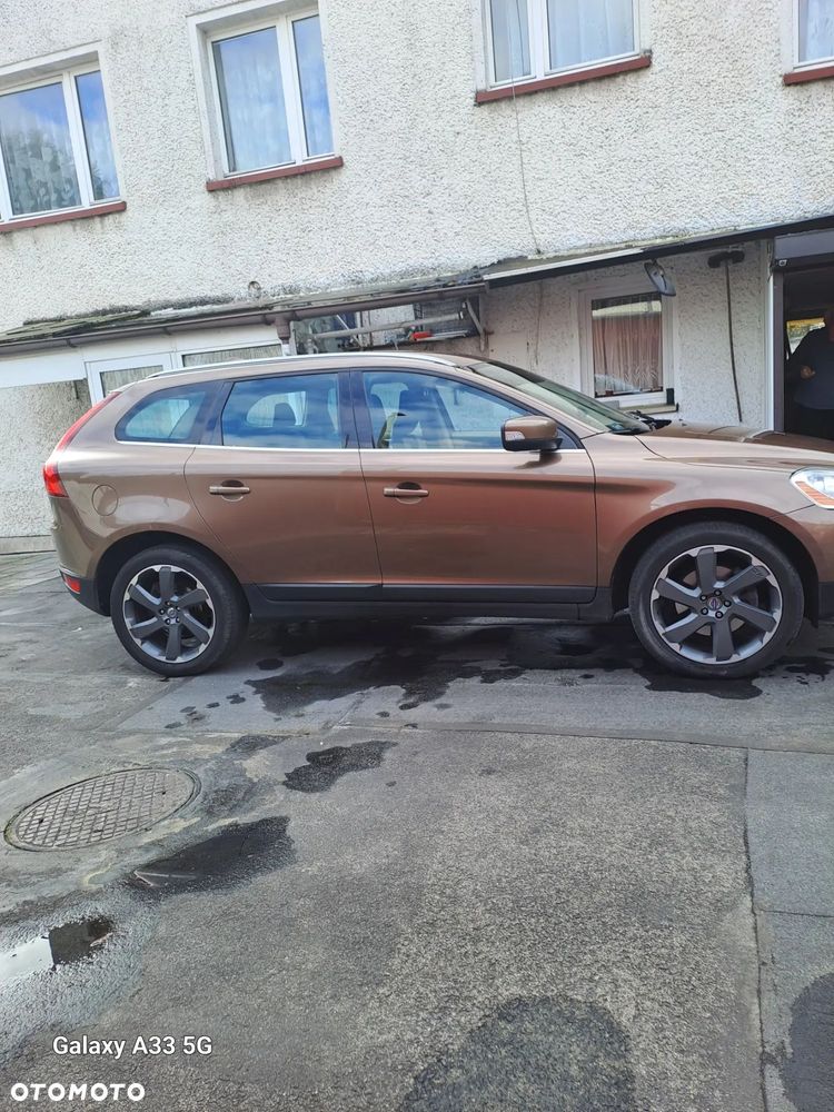 Volvo XC 60 - 2