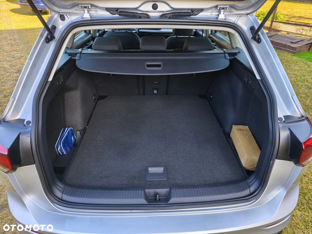Volkswagen Golf 2.0 TDI Life - 22
