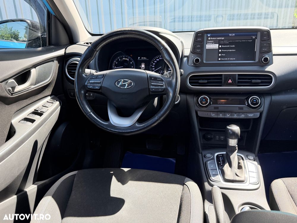 Hyundai KONA 1.6 T-GDI 4WD Aut. Premium - 8