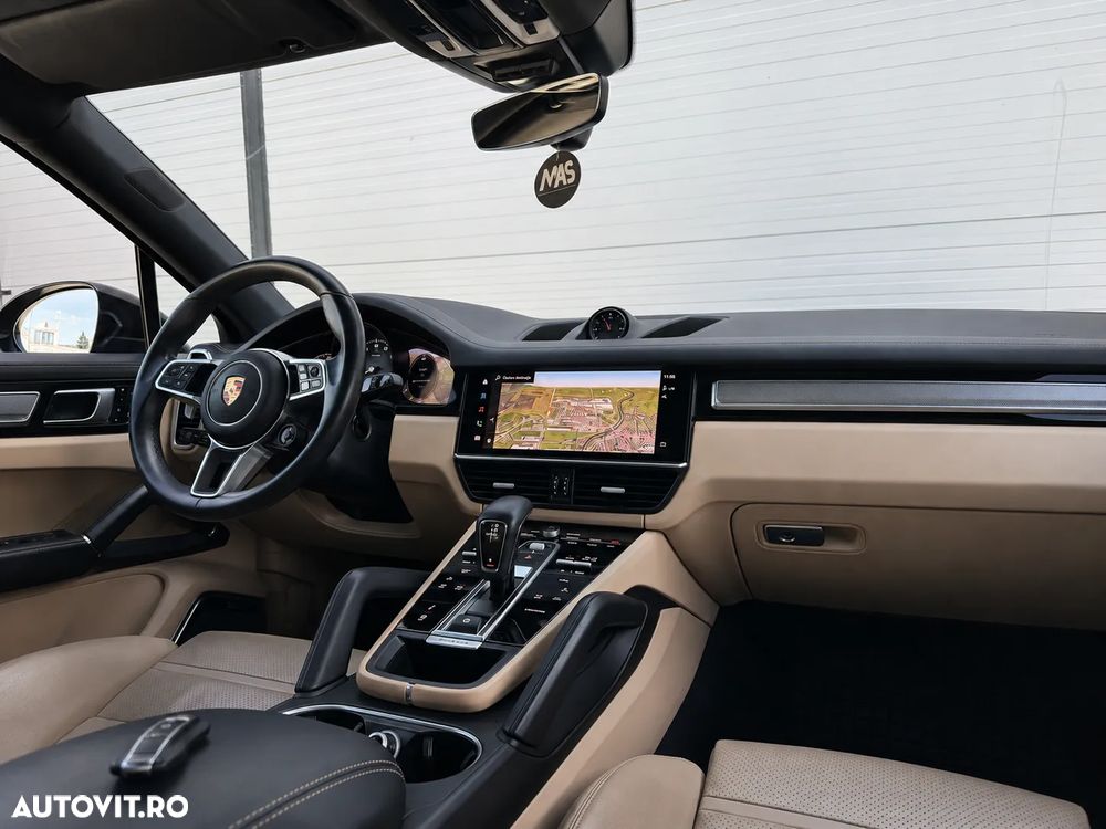 PORSCHE Cayenne Coupe 2022 — imagine 17