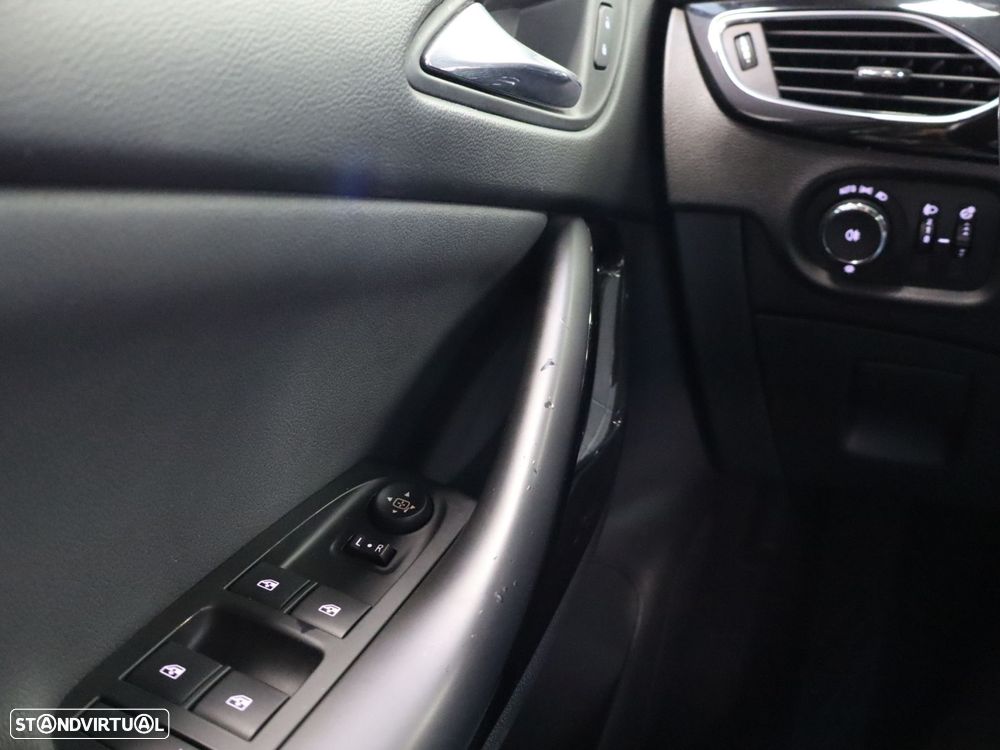 Opel Astra Sports Tourer 1.5 D Design & Tech Aut. S/S - 14