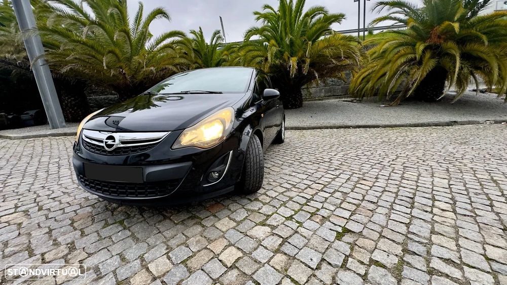 Opel Corsa 1.3 CDTI Black Edition - 1