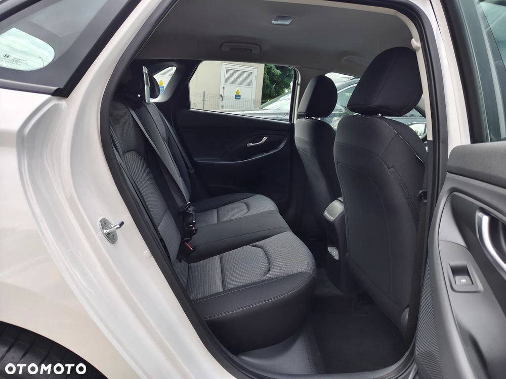 Hyundai i30 1.0 T-GDI Pure - 22