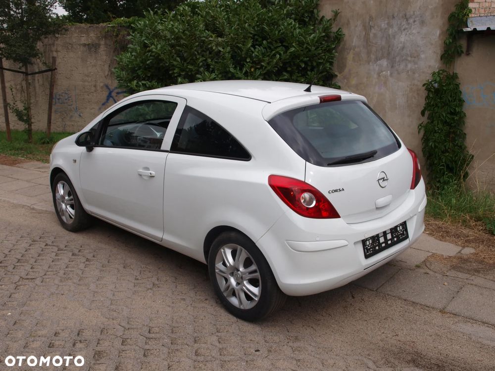 Opel Corsa - 3