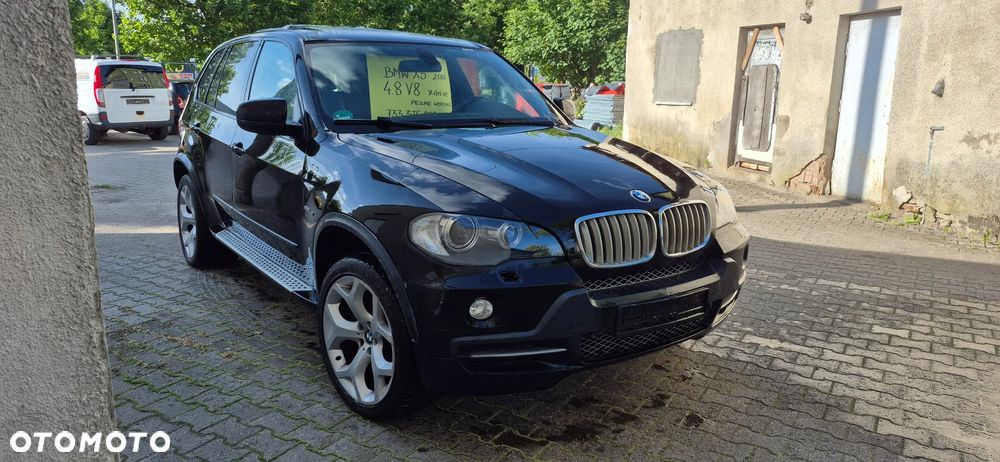 BMW X5 4.8i xDrive - 1