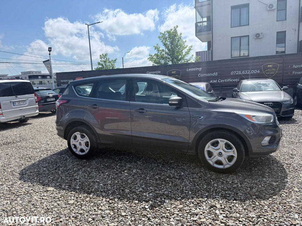 Ford Kuga 2.0 TDCi 4WD Powershift Titanium - 18