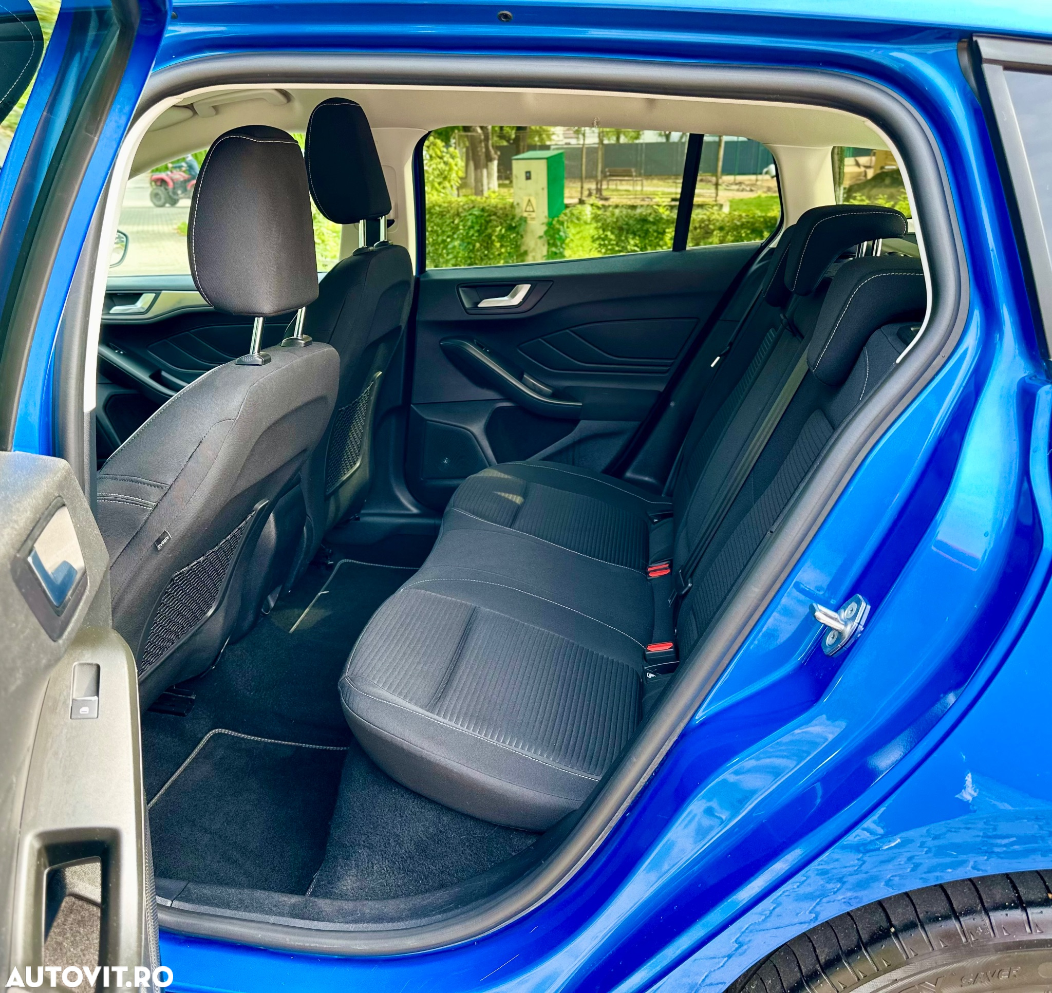 Ford Focus 1.5 EcoBlue Start-Stopp-System Aut. TITANIUM - 10