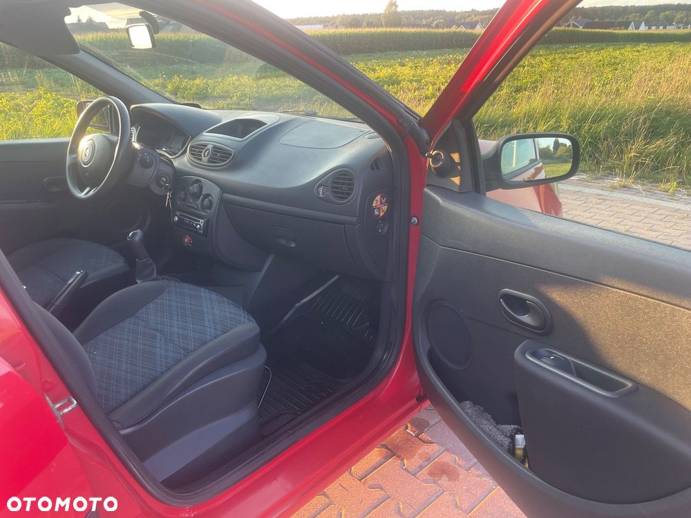 Renault Clio 1.2 16V Wind - 15