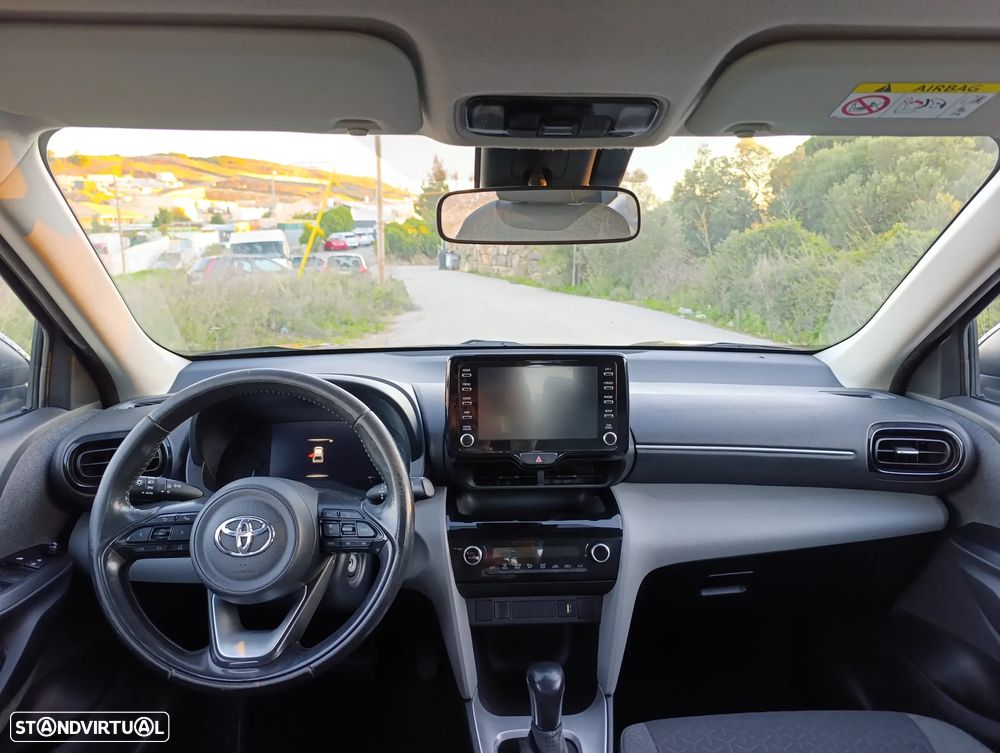 Toyota Yaris Cross 1.5 HDF Comfort - 6