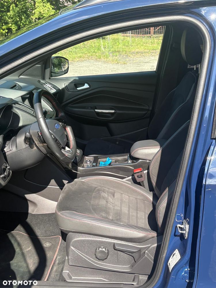 Ford Kuga 2.0 TDCi 4x4 ST-Line - 9
