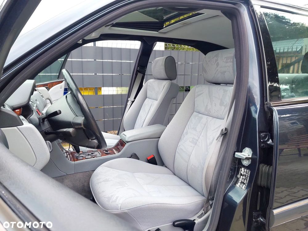 Mercedes-Benz Klasa E - 5