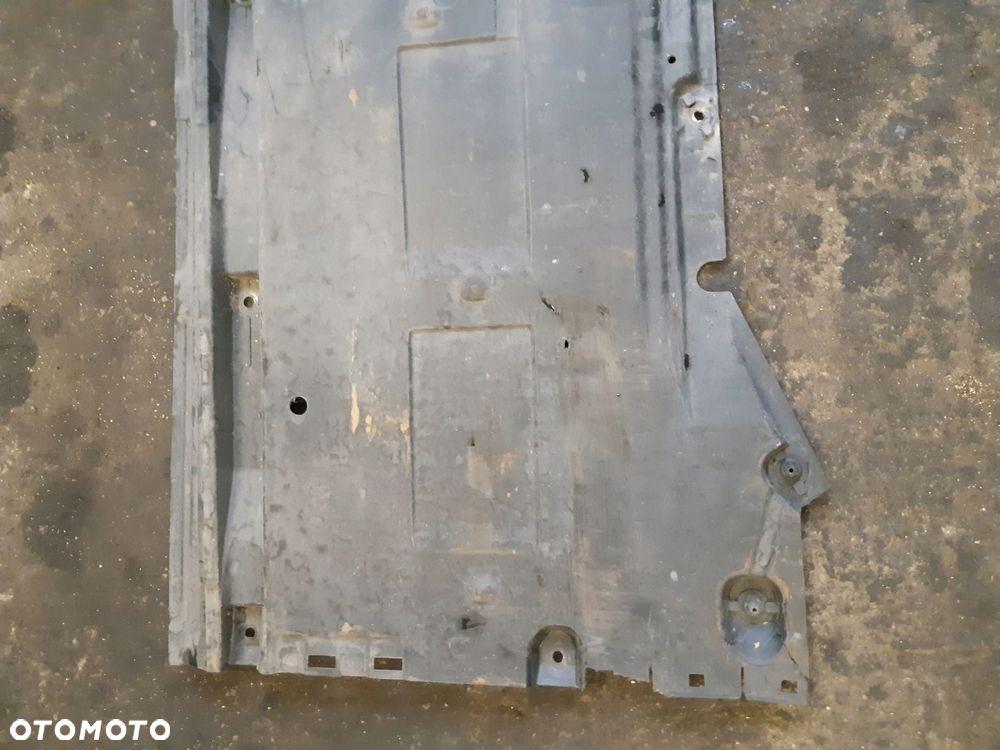 audi a4 b8 a5 osłona płyta podłogi podwozia prawa - 9
