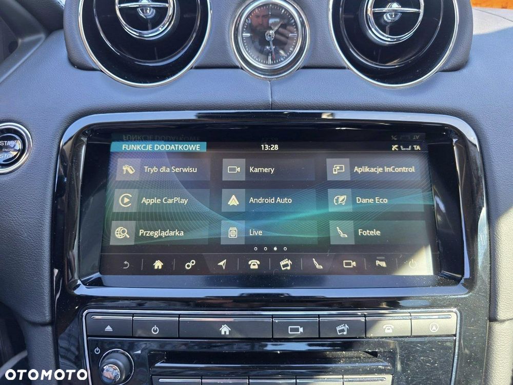 Jaguar XJ 3.0 T AWD Premium Luxury - 21