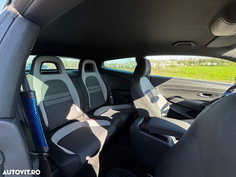 Volkswagen Scirocco 1.4 TSI DSG - 13
