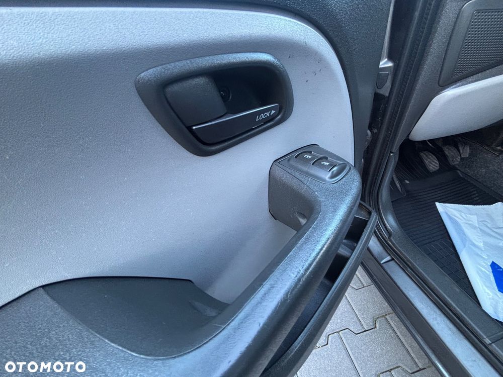 Fiat Doblo 1.4 8V Family - 34