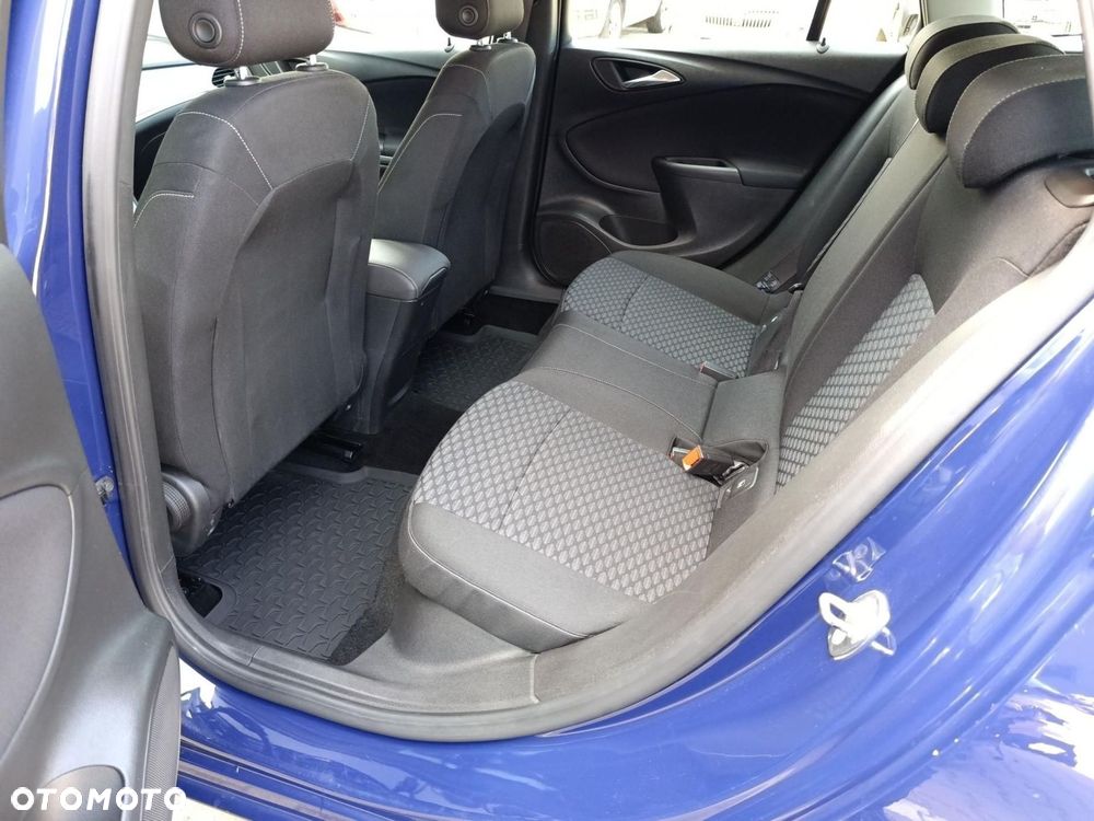 Opel Astra - 12