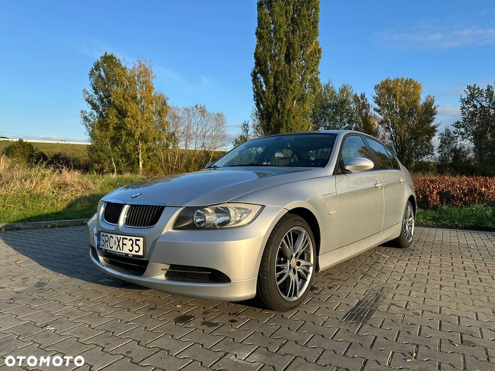 BMW Seria 3 320i - 1