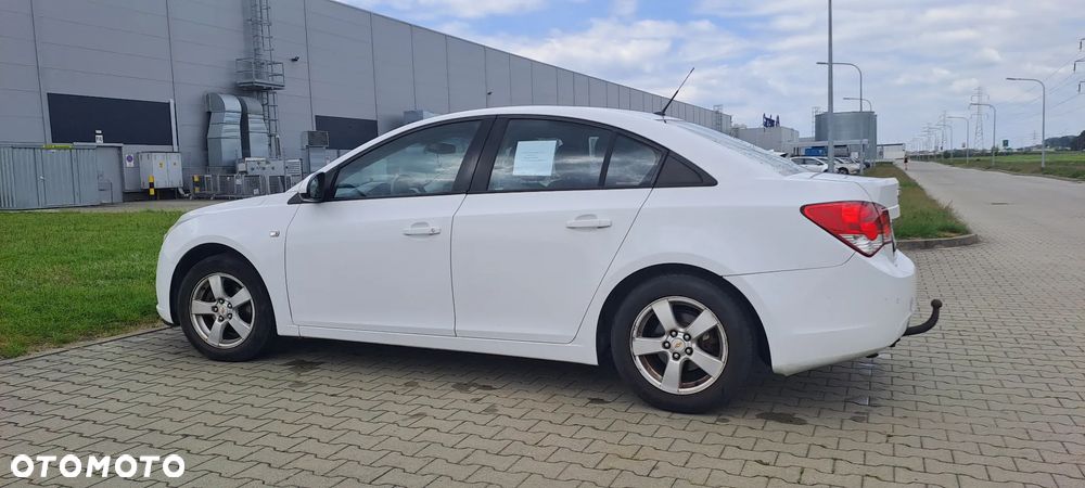 Chevrolet Cruze 1.6 Base - 7