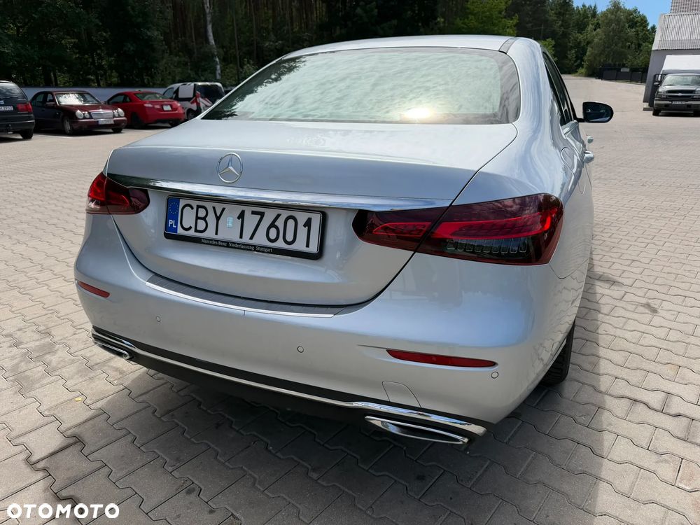 Mercedes-Benz Klasa E 200 d - 10