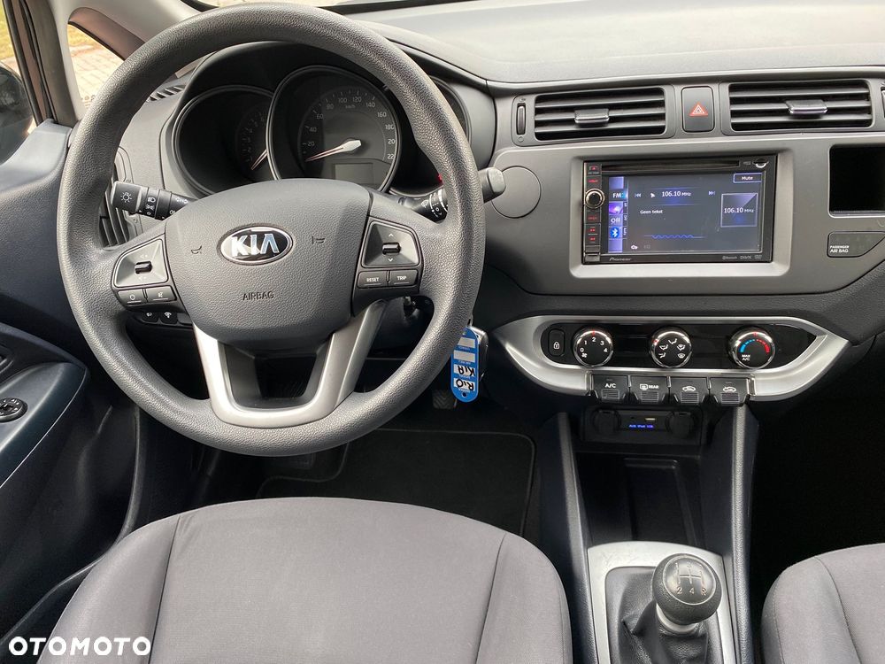 Kia Rio 1.2 Business Line - 8