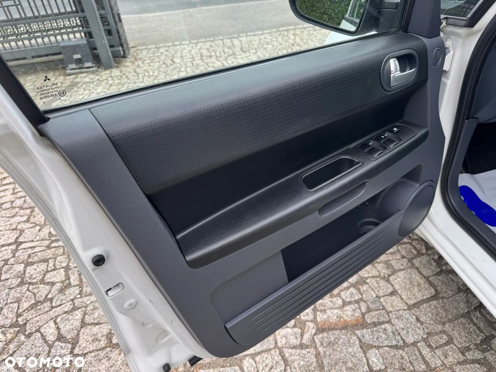 Mitsubishi Colt 1.5 Automatik Instyle - 25