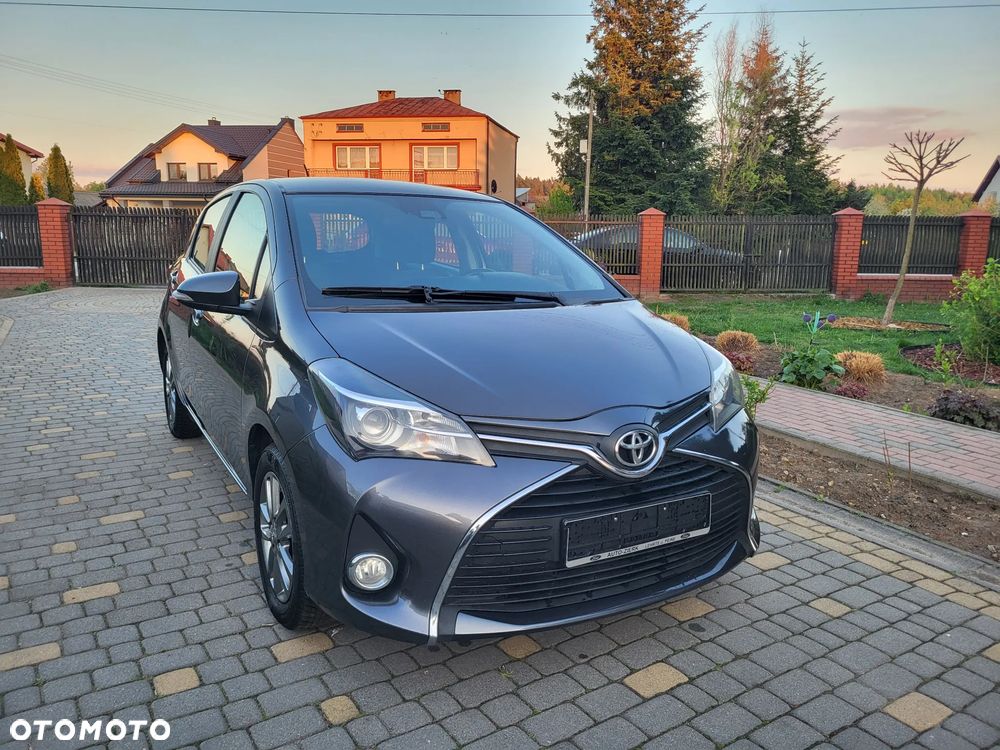 Toyota Yaris 1.33 Premium - 1
