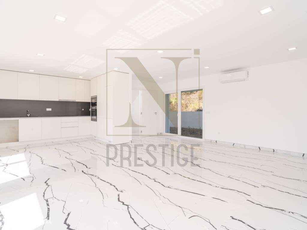 Moradia T4 em Coimbra - Grande imagem: 2/49