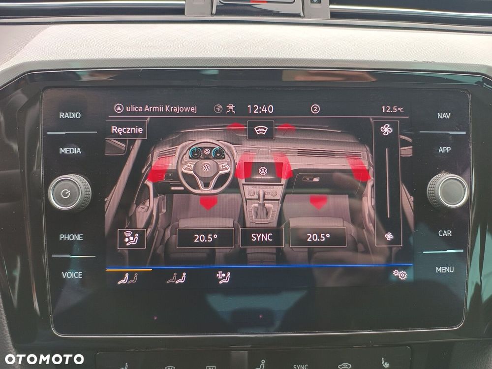 Volkswagen Passat 2.0 TDI EVO Business DSG - 23