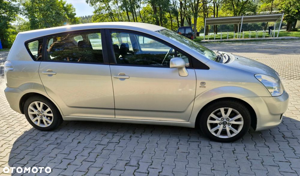 Toyota Corolla Verso 2.0 D-4D Prestige 7os - 6