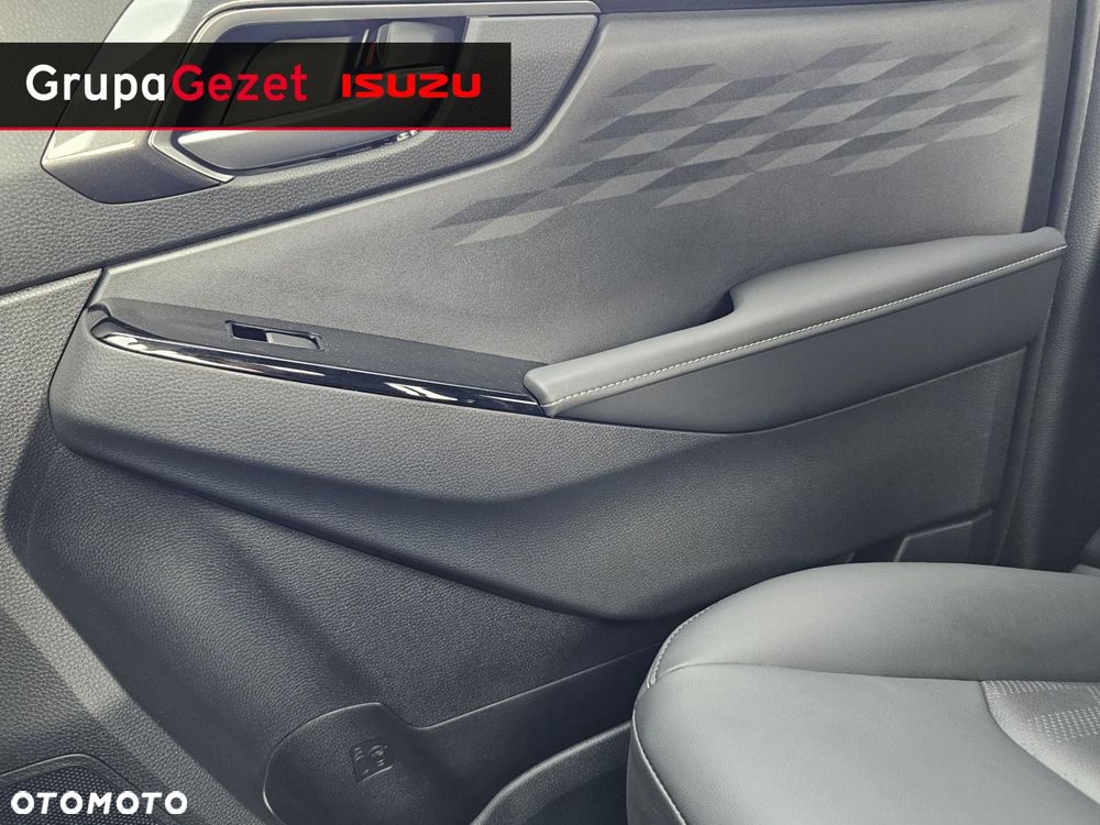 Isuzu D-Max - 16