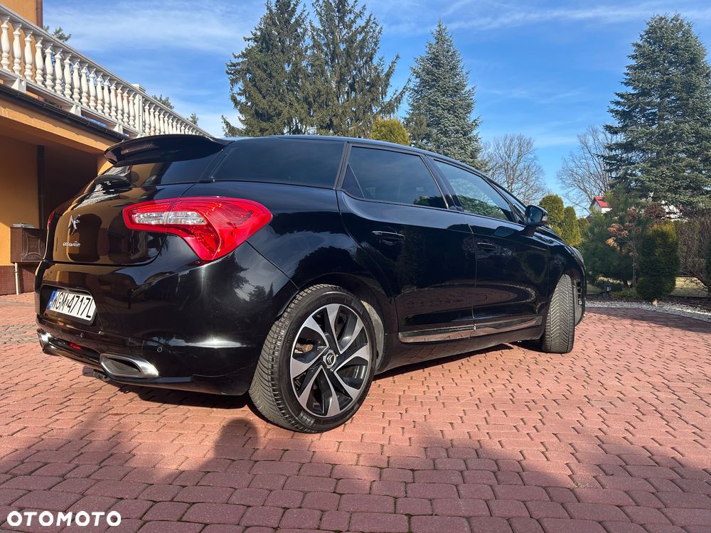 DS Automobiles DS 5 - 5