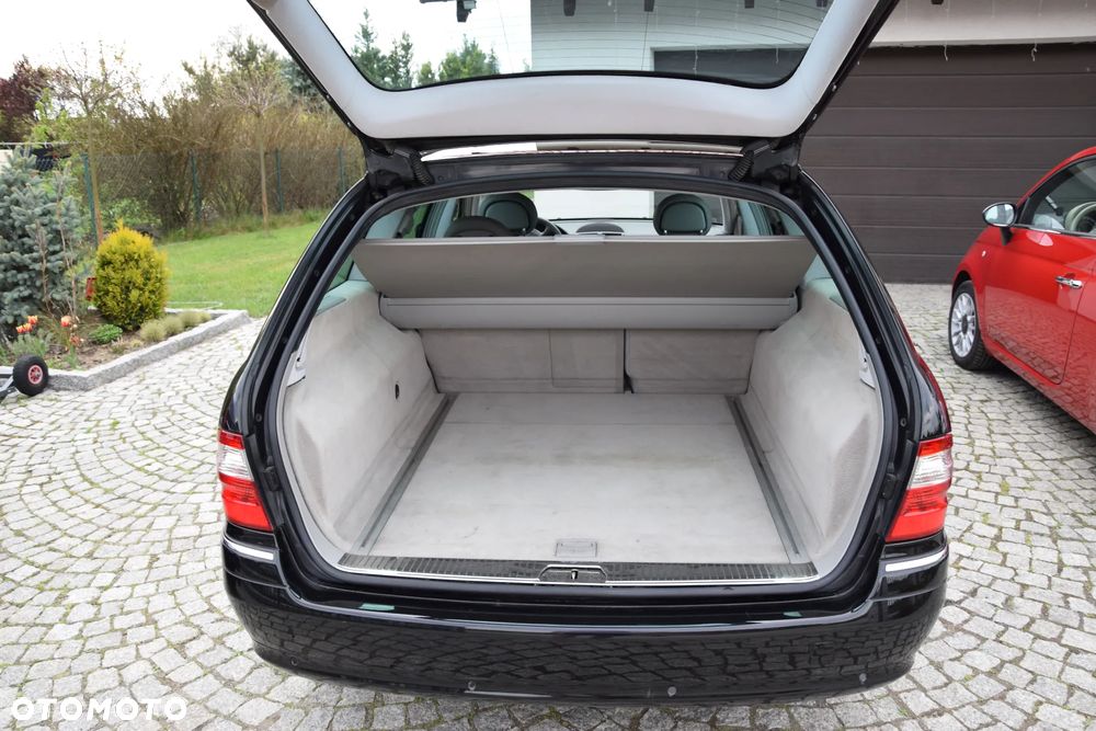 Mercedes-Benz Klasa E 320 T 4 Matic Elegance - 5