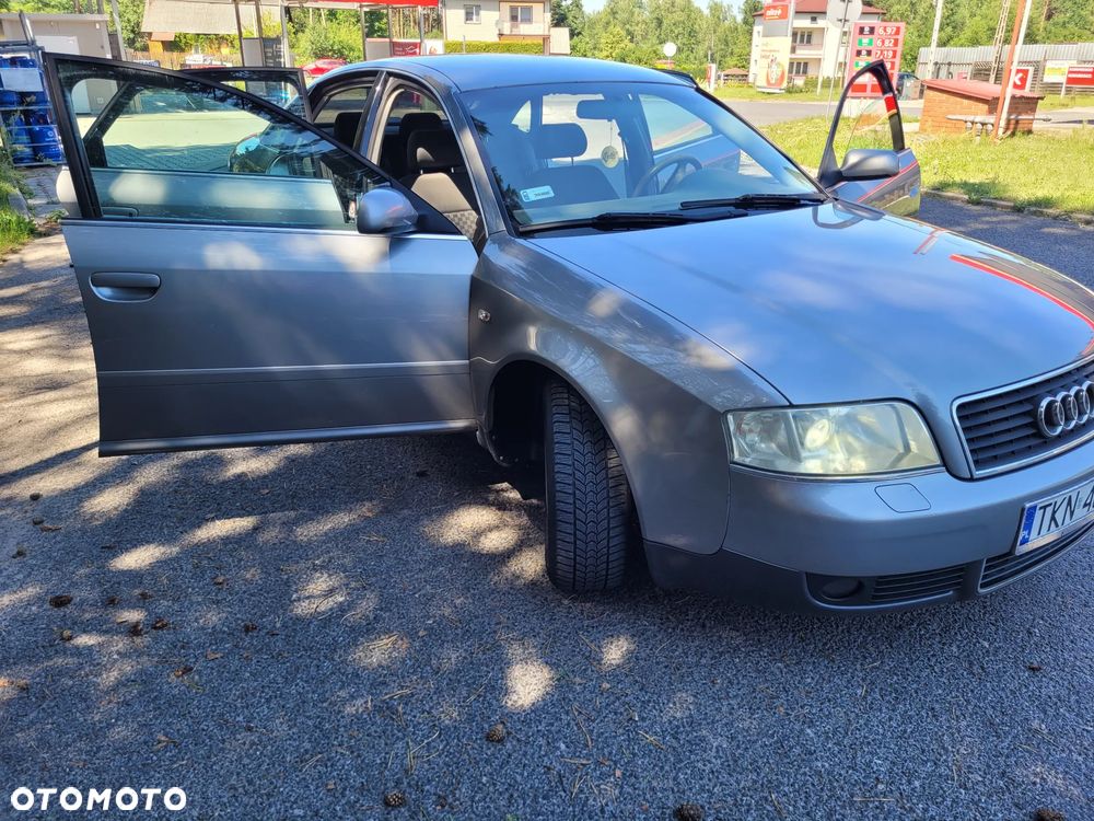 Audi A6 Limousine 2.4 - 3