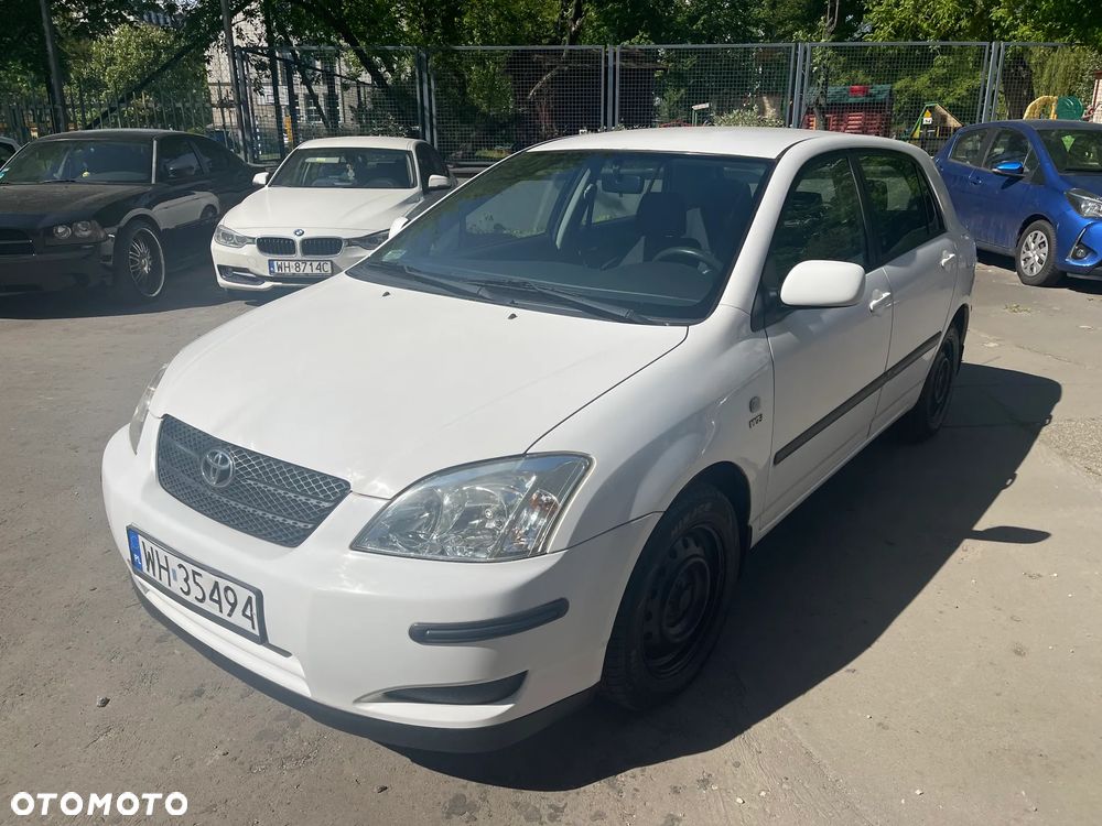 Toyota Corolla 1.6 VVT-i Sol - 2