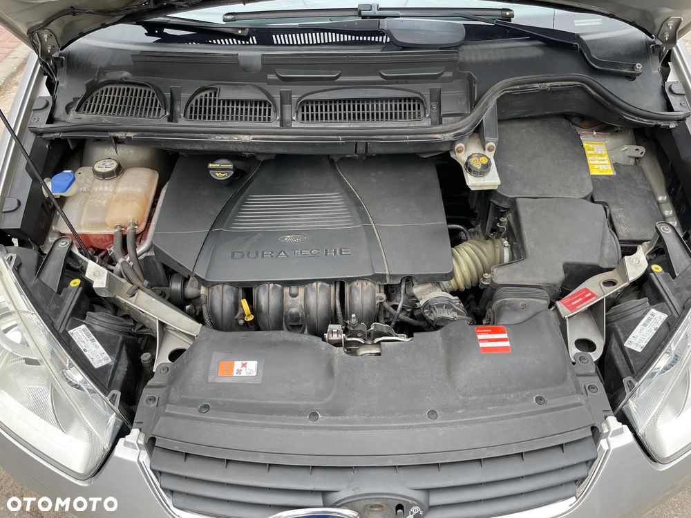Ford C-MAX 1.8 Titanium - 8