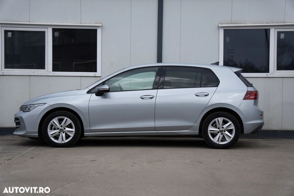 Volkswagen Golf 1.5 eTSI DSG MHEV Life - 8