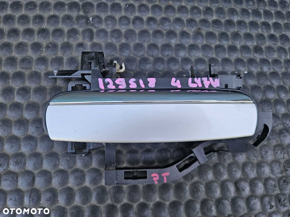 Klamka 4F0837885 4F0837886 Zewnetrzna Chrom Klamki Drzwi Zaslepka LY7W Srebrna Audi A6 C6 Sedan Kombi - 27