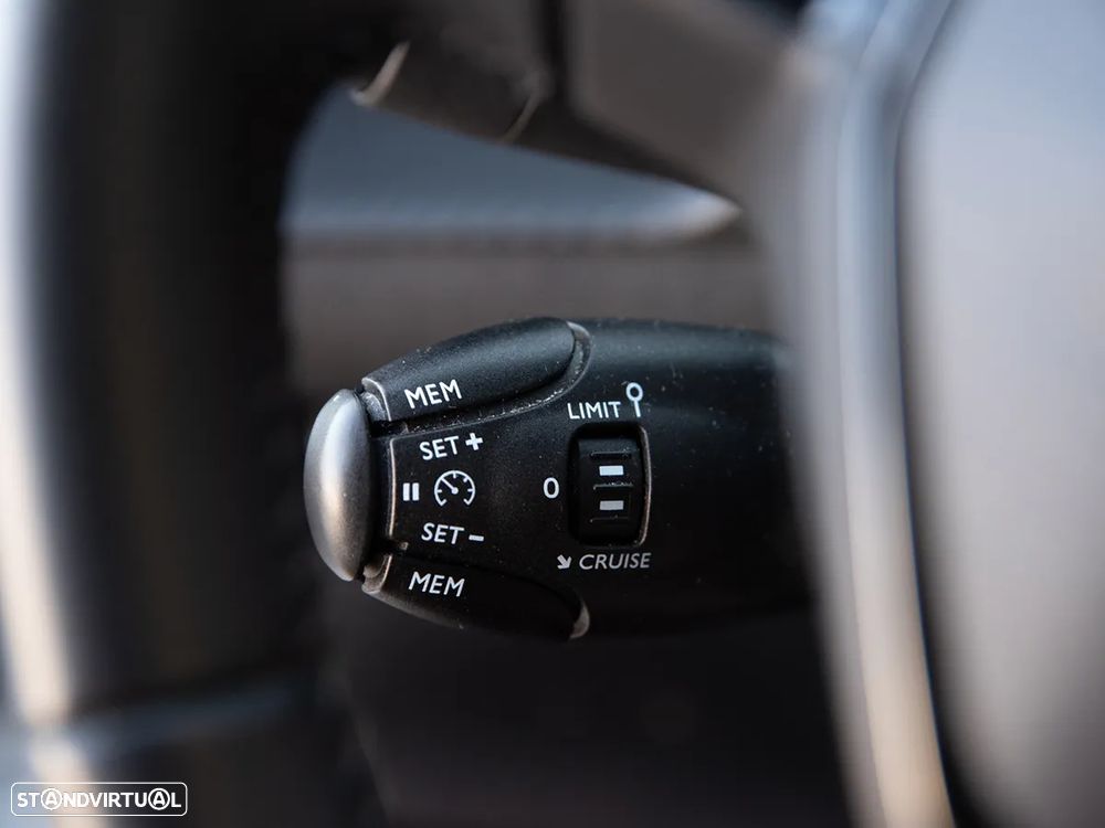 Peugeot 208 PureTech 75 Active Pack - 22