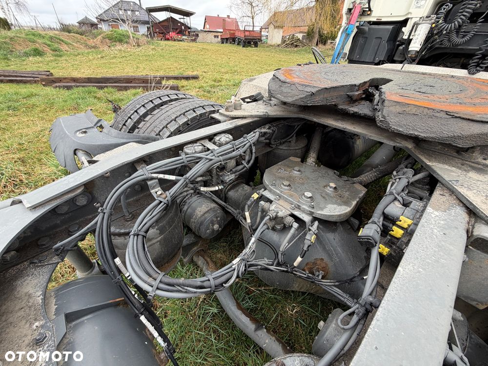 DAF 106 - 32