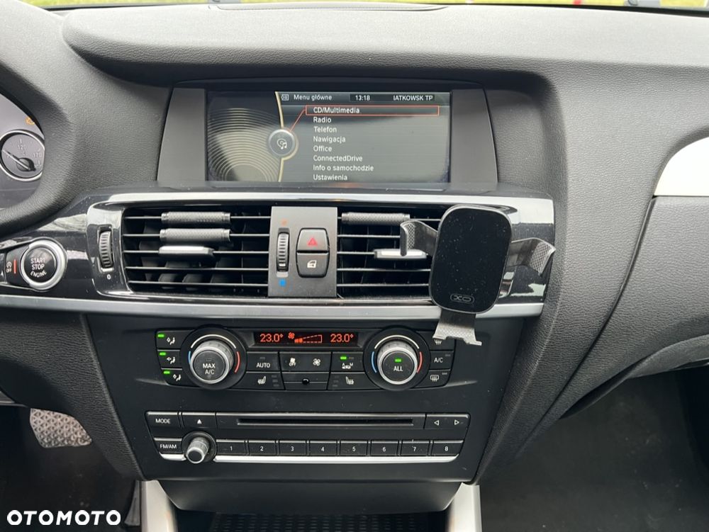 BMW X3 xDrive28i - 17