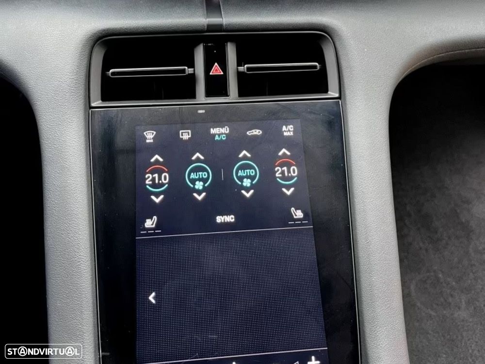 Porsche Taycan Cross Turismo - 10