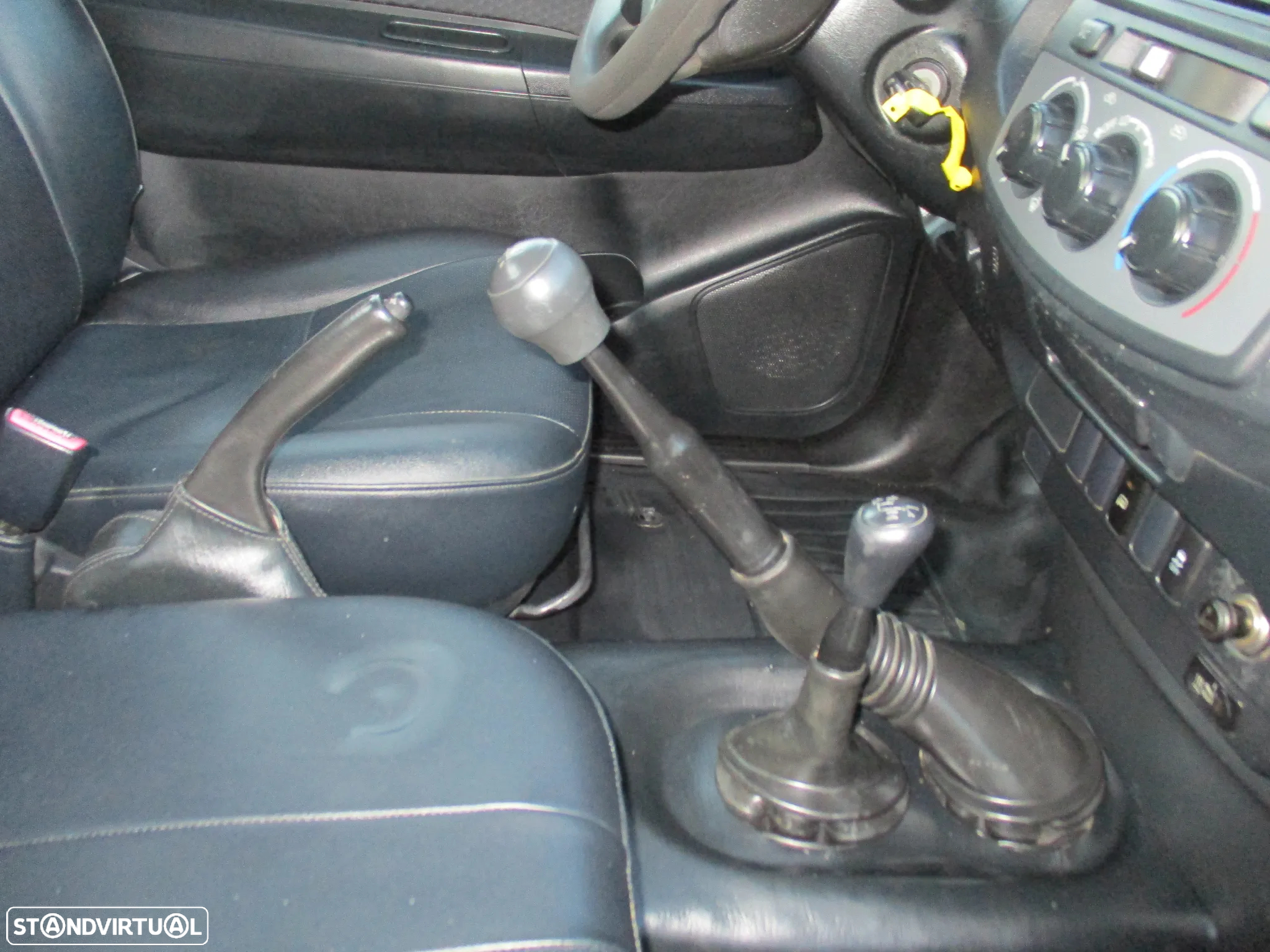 Toyota HILUX - 20