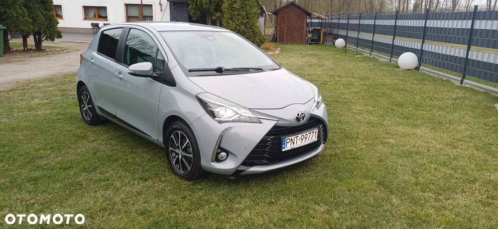 Toyota Yaris 1.5 Premium - 1