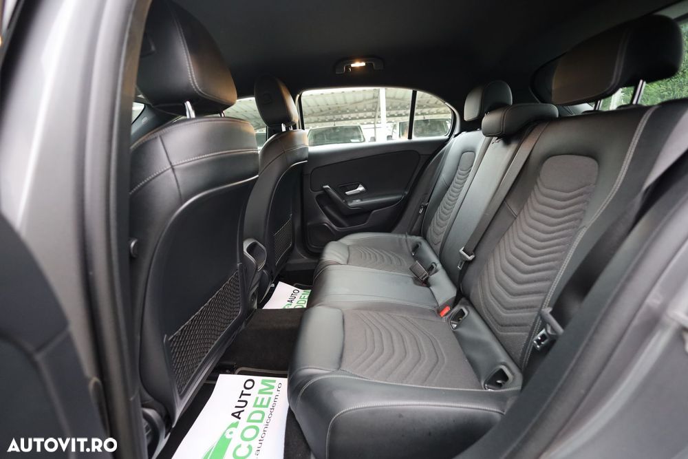 Mercedes-Benz A - 12