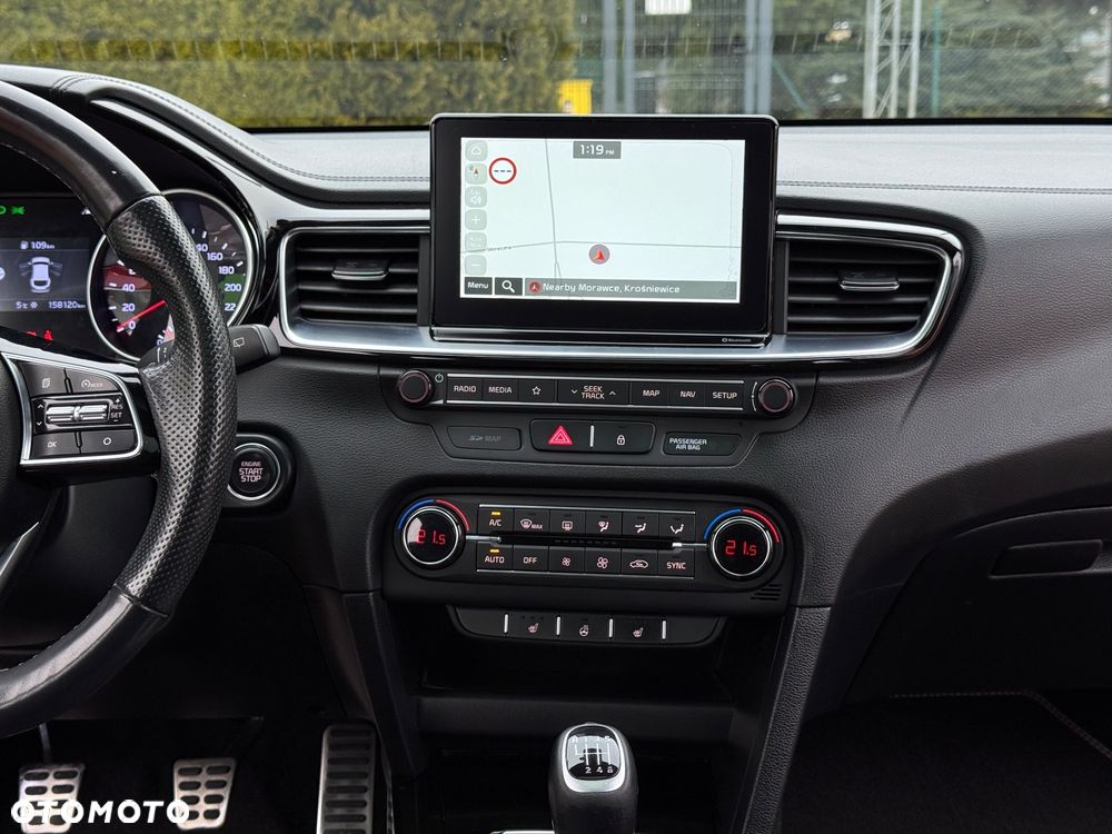 Kia ProCeed 1.4 T-GDI OPF GT LINE - 22